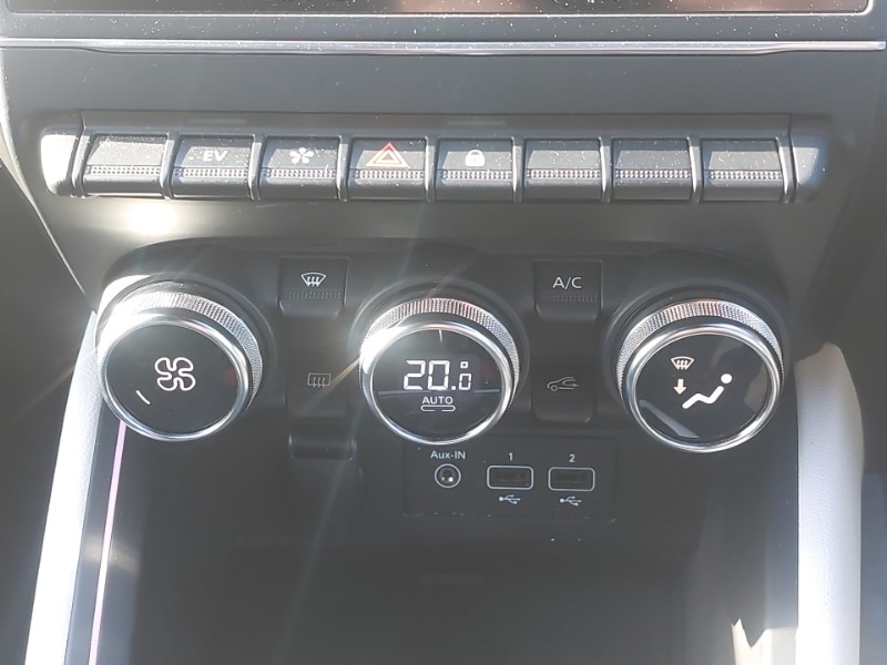 Used Renault Clio 2023 for sale - 77837445: Photo 18