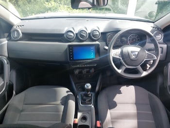 Used Dacia Duster 2022 for sale - 78803352: Photo