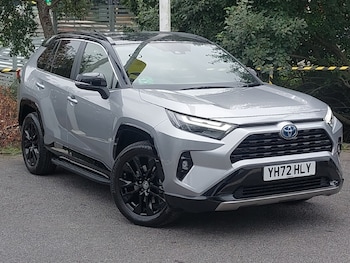 2022 - 2.5 VVT-i Hybrid Dynamic 5dr CVT 2WD