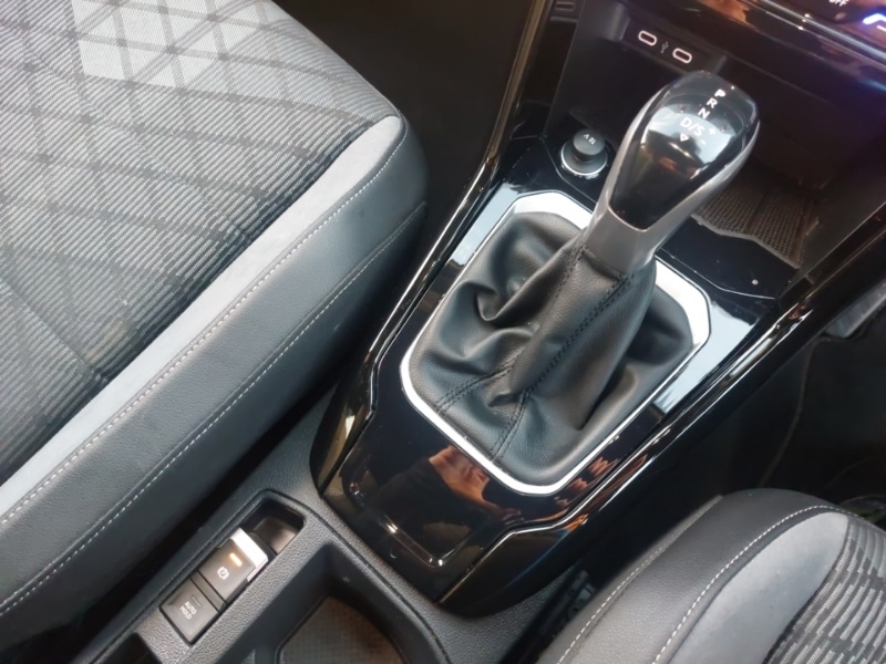 Used Volkswagen T-Roc 2022 for sale - 76983139: Photo 15