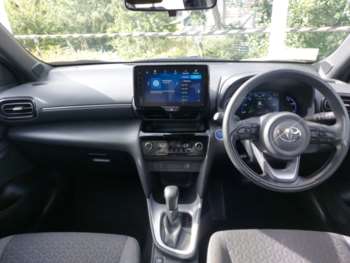 Used Toyota Yaris Cross 2023 for sale - 75085692: Photo