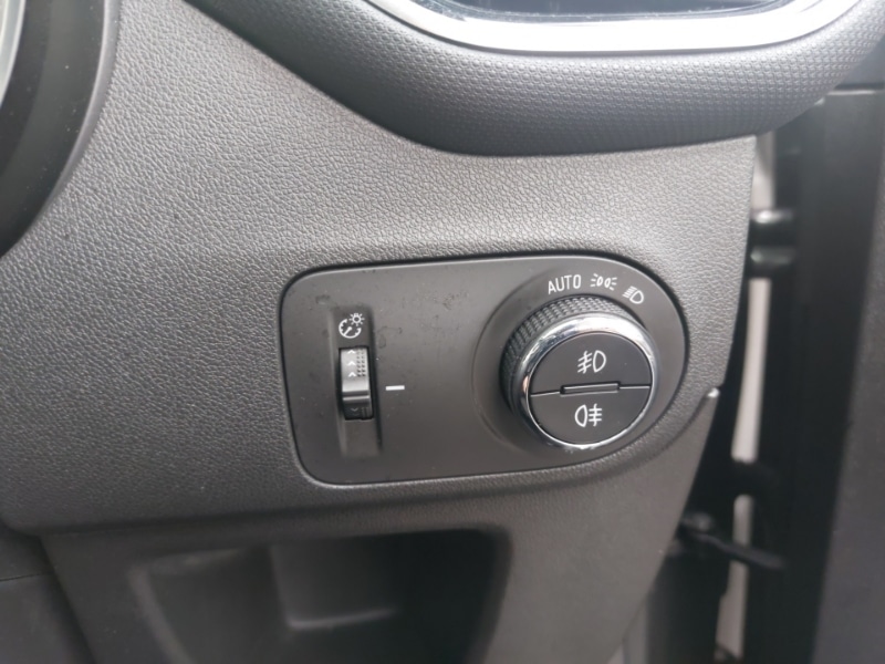 Used Vauxhall Crossland 2022 for sale - 76663969: Photo 13