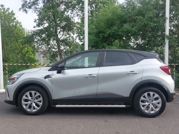 Used Renault Captur 2022 for sale - 78740451: Photo