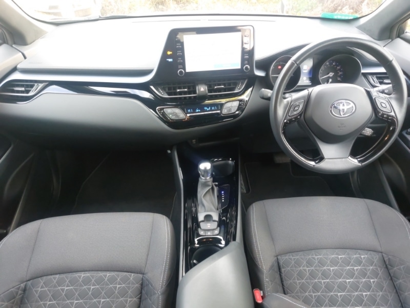Used Toyota C-HR 2021 for sale - 76906975: Photo 2