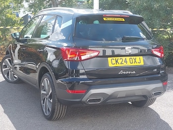 Used SEAT Arona 2024 for sale - 75738207: Photo
