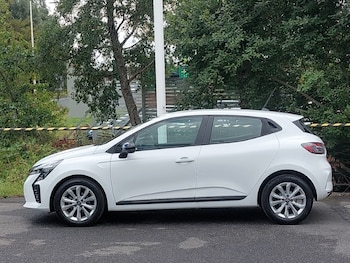 Used Renault Clio 2025 for sale - 79432907: Photo