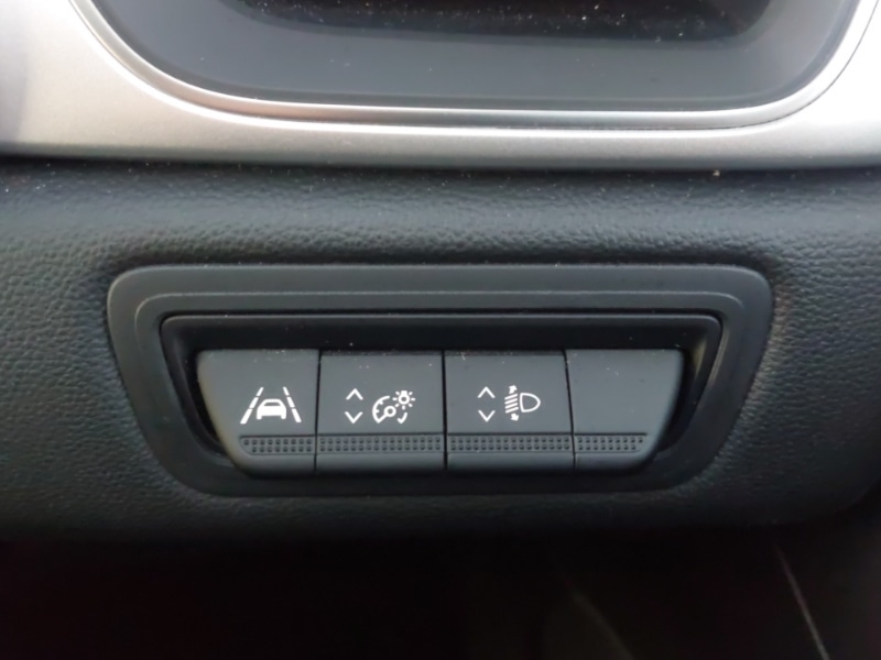 Used Renault Captur 2022 for sale - 76963961: Photo 17