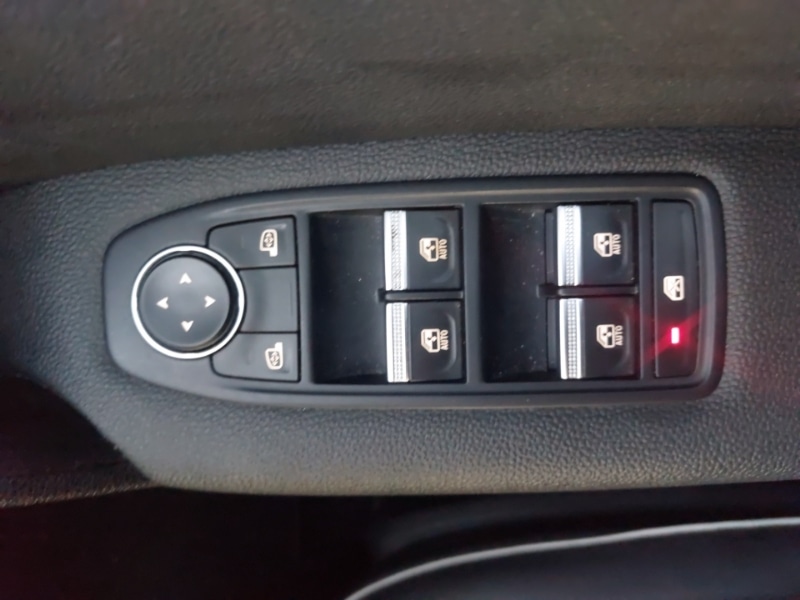 Used Renault Captur 2022 for sale - 76963961: Photo 19