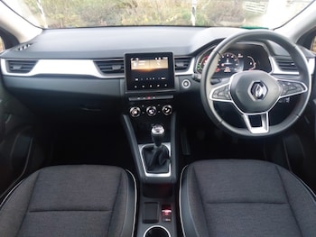 Used Renault Captur 2022 for sale - 76963961: Photo