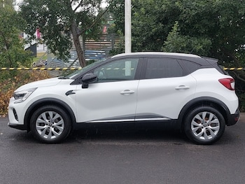 Used Renault Captur 2021 for sale - 75718628: Photo