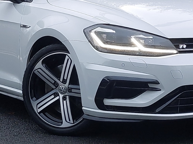 Used Volkswagen Golf 2018 for sale - 76548770: Photo 9