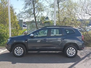 Used Dacia Duster 2022 for sale - 78354940: Photo