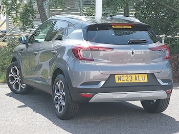 Used Renault Captur 2023 for sale - 79493145: Photo