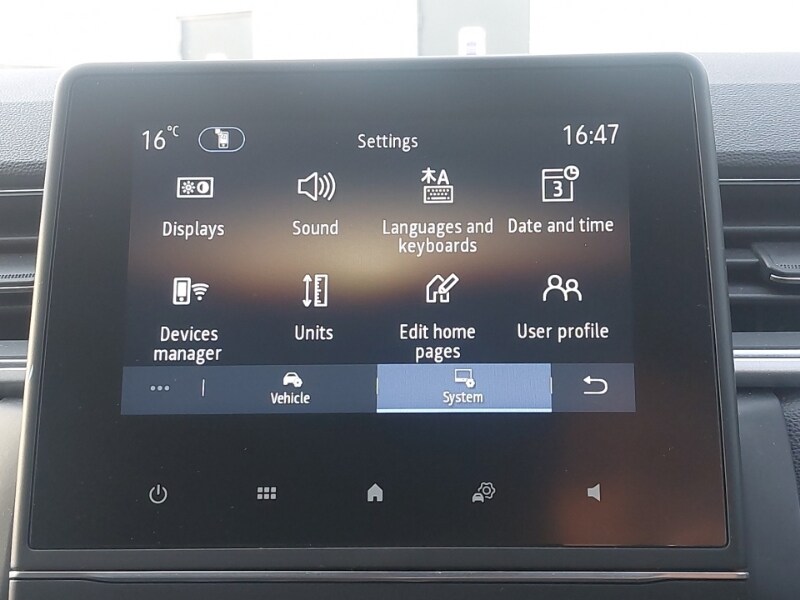 Used Renault Captur 2023 for sale - 77987749: Photo 19