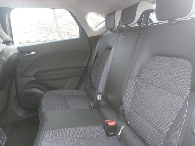 Used Renault Captur 2023 for sale - 77987749: Photo 6