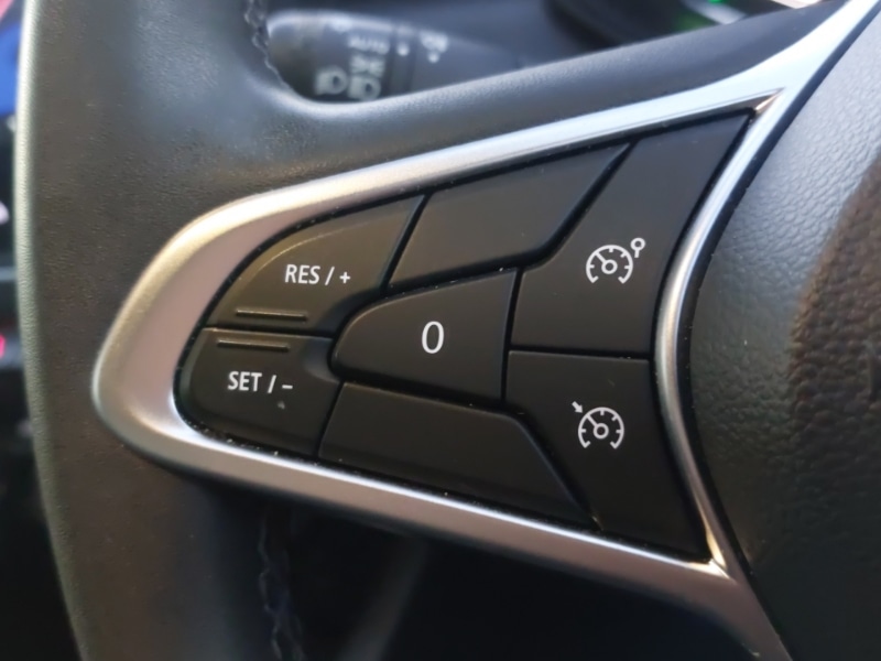 Used Renault Clio 2022 for sale - 76606245: Photo 15