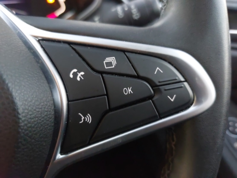 Used Renault Clio 2022 for sale - 76606245: Photo 16