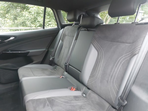 Used Volkswagen ID.4 2024 for sale - 76301920: Photo 6