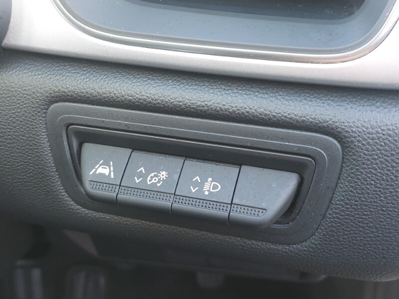 Used Renault Captur 2021 for sale - 77832093: Photo 12