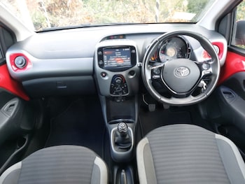Used Toyota AYGO 2019 for sale - 75852367: Photo