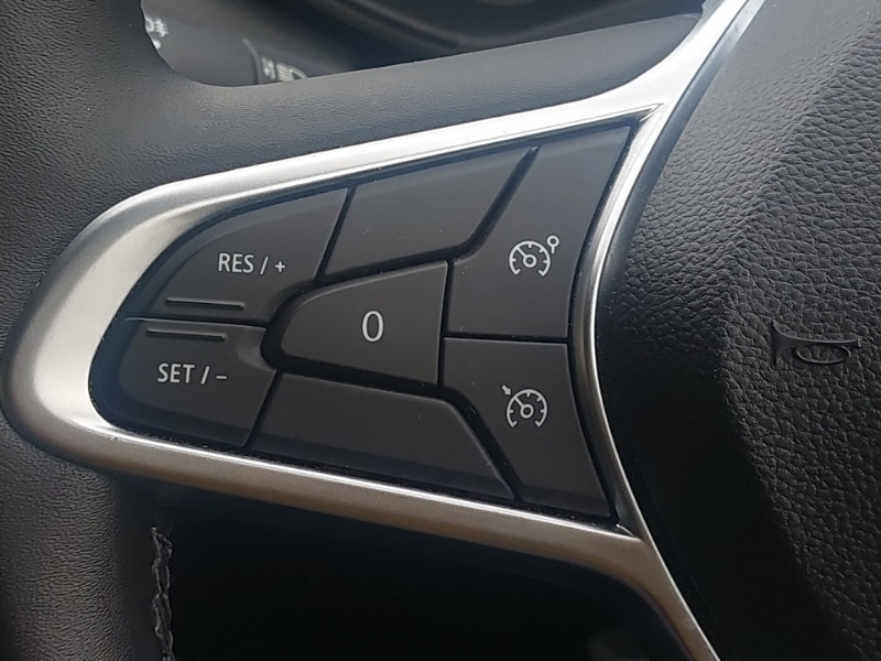 Used Renault Clio 2022 for sale - 76897426: Photo 12