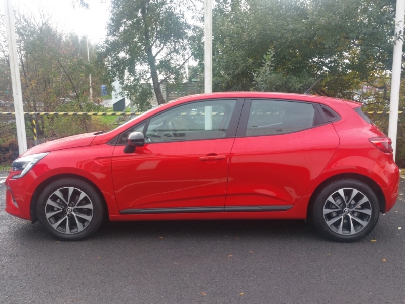 Used Renault Clio 2022 for sale - 76897426: Photo 4