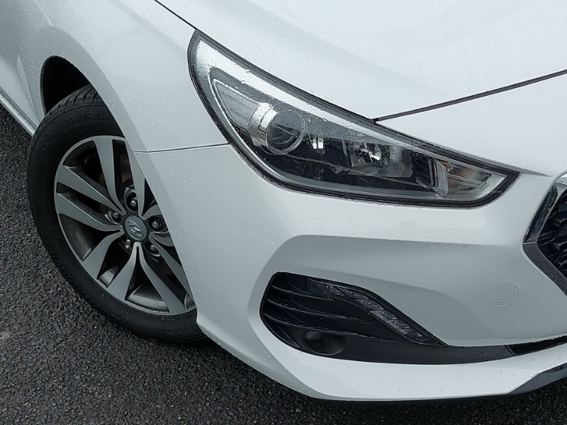 Used Hyundai i30 2018 for sale - 77024487: Photo 9