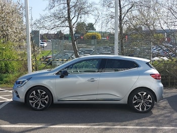 Used Renault Clio 2023 for sale - 78169584: Photo