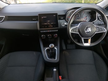 Used Renault Clio 2020 for sale - 79263418: Photo