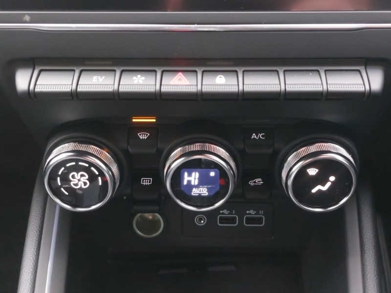 Used Renault Clio 2025 for sale - 76879904: Photo 13