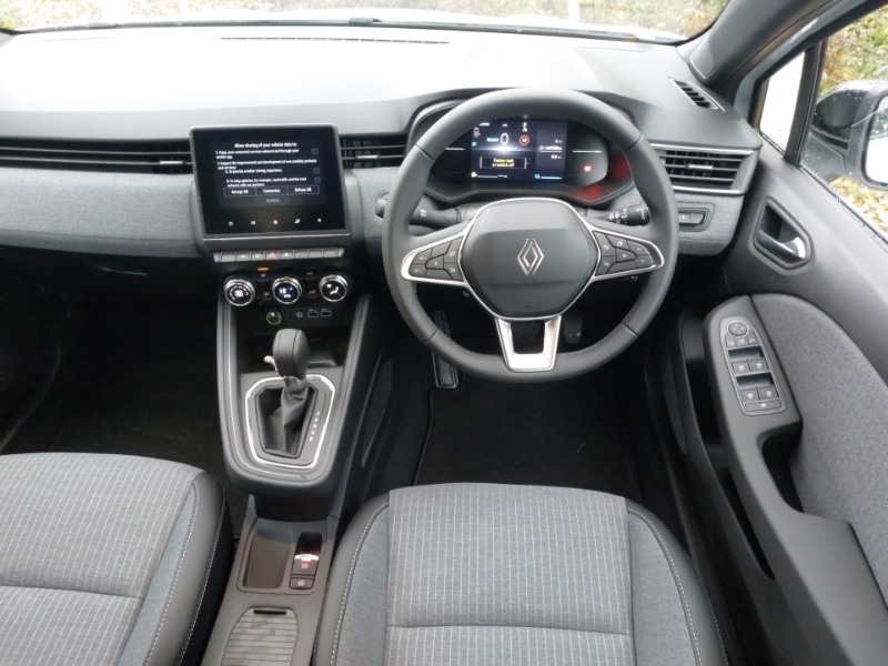 Used Renault Clio 2025 for sale - 76879904: Photo 7
