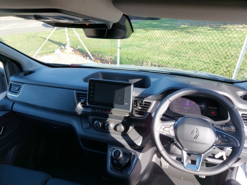 Used Renault Trafic 2025 for sale - 76815821: Photo 2