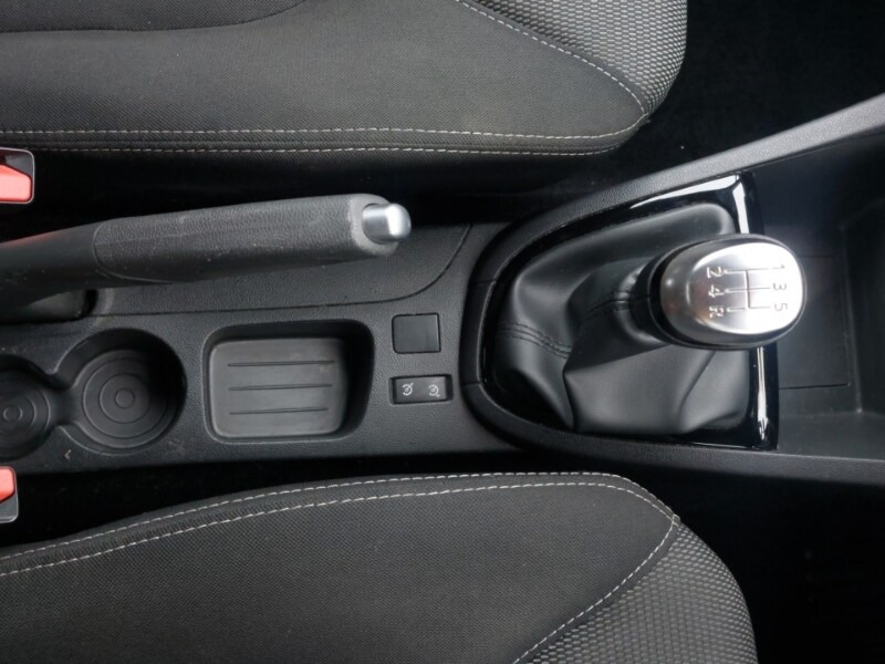 Used Renault Clio 2019 for sale - 77852300: Photo 11