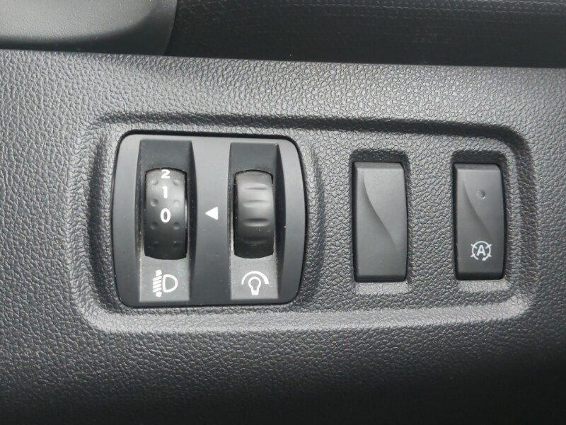 Used Renault Clio 2019 for sale - 77852300: Photo 14