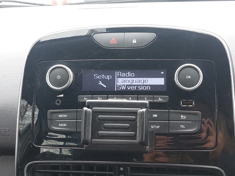 Used Renault Clio 2019 for sale - 77852300: Photo 16