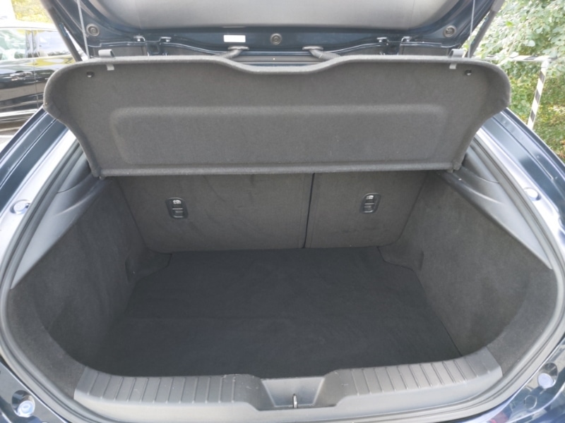 Used Mazda Mazda3 2023 for sale - 76365478: Photo 8