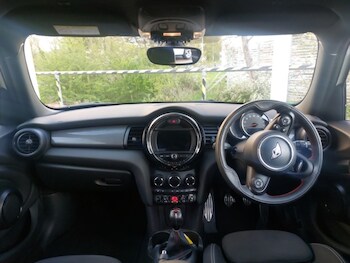 Used MINI Hatch 2019 for sale - 78259374: Photo