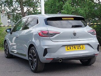 Used Renault Clio 2024 for sale - 78660881: Photo