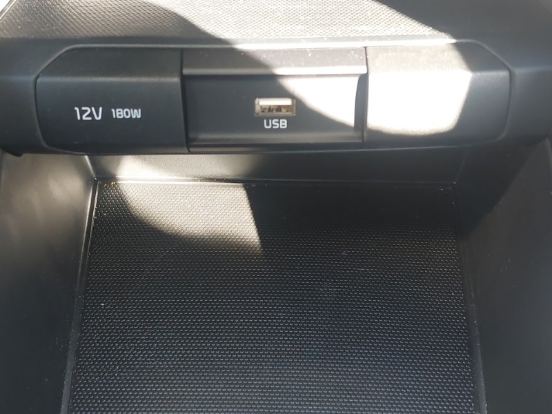 Used Kia Stonic 2024 for sale - 76066491: Photo 19