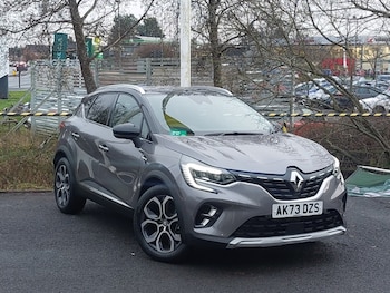 Used Renault Captur 2023 for sale - 77214133: Photo
