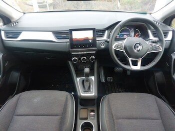 Used Renault Captur 2023 for sale - 77214133: Photo