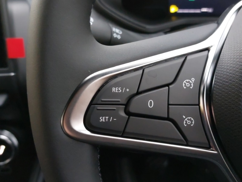 Used Renault Clio 2025 for sale - 76879898: Photo 13