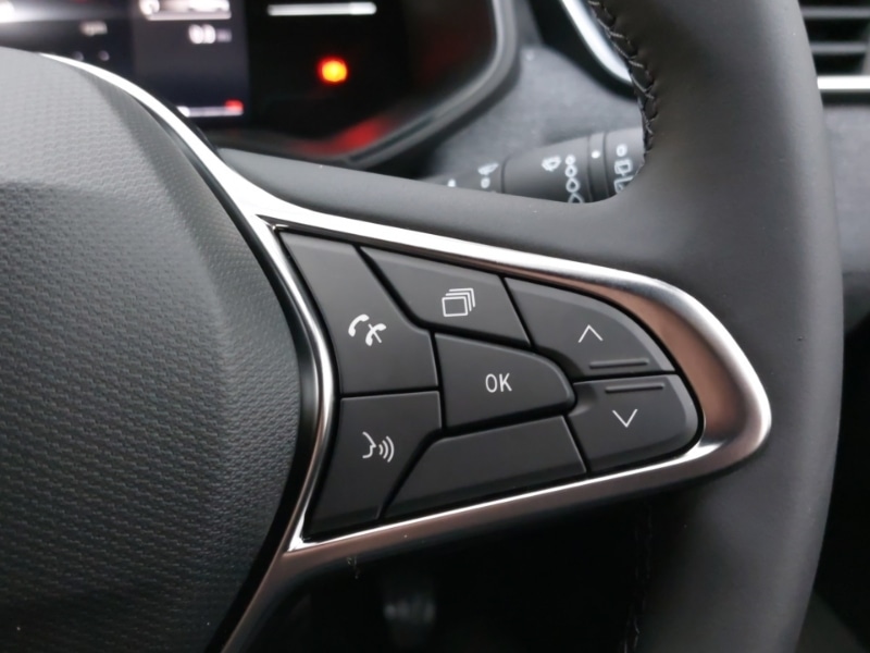 Used Renault Clio 2025 for sale - 76879898: Photo 14