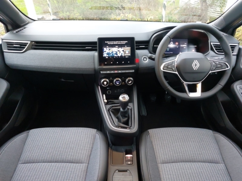 Used Renault Clio 2025 for sale - 76879898: Photo 2