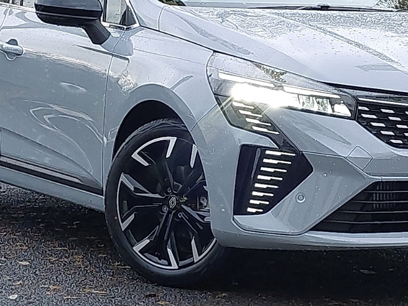 Used Renault Clio 2025 for sale - 76879898: Photo 9