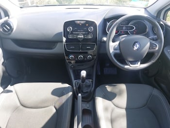 Used Renault Clio 2019 for sale - 78326633: Photo