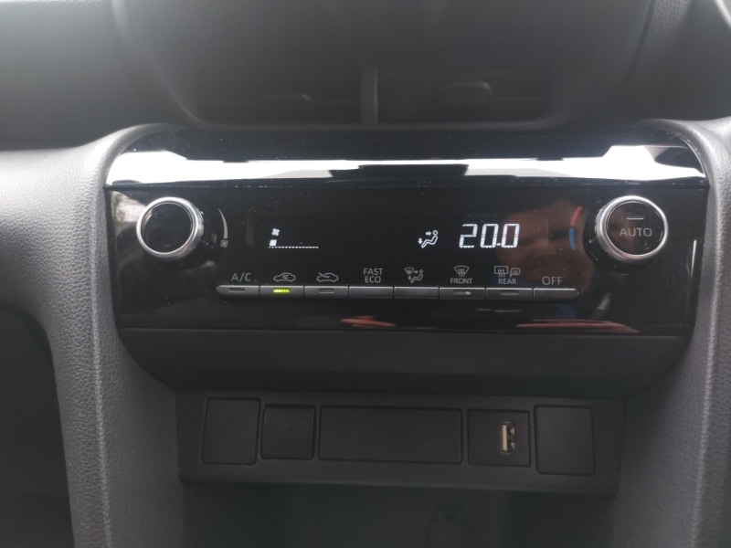 Used Toyota Yaris Cross 2022 for sale - 76268865: Photo 15