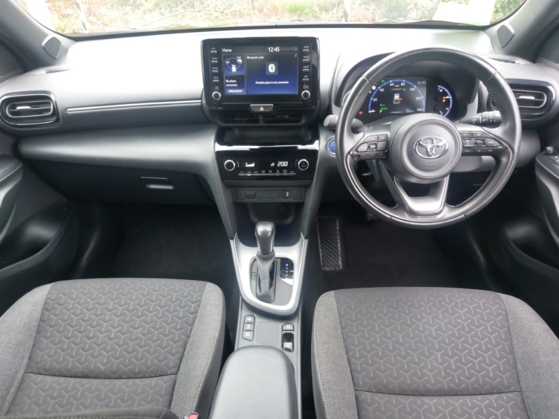 Used Toyota Yaris Cross 2022 for sale - 76268865: Photo 2