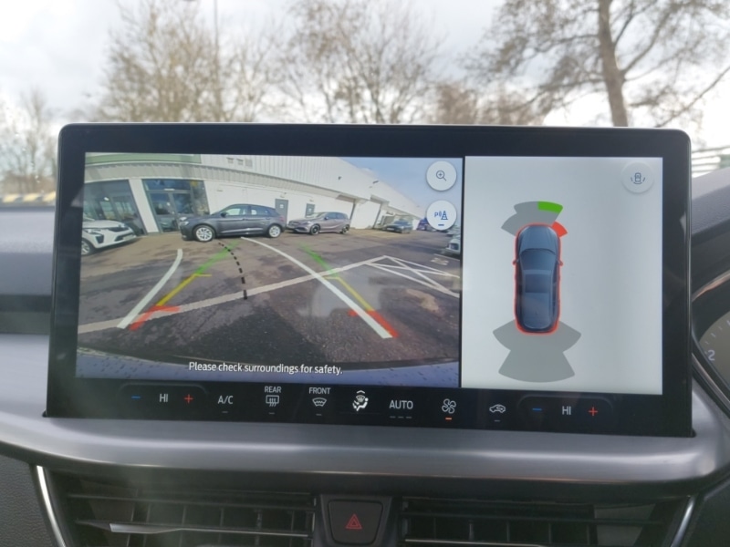 Used Ford Focus 2023 for sale - 77556128: Photo 10