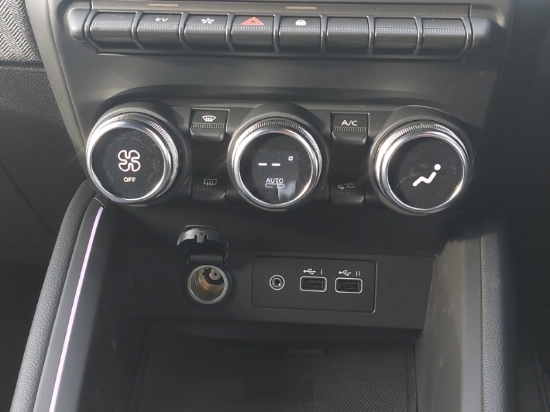 Used Renault Clio 2025 for sale - 77852243: Photo 15